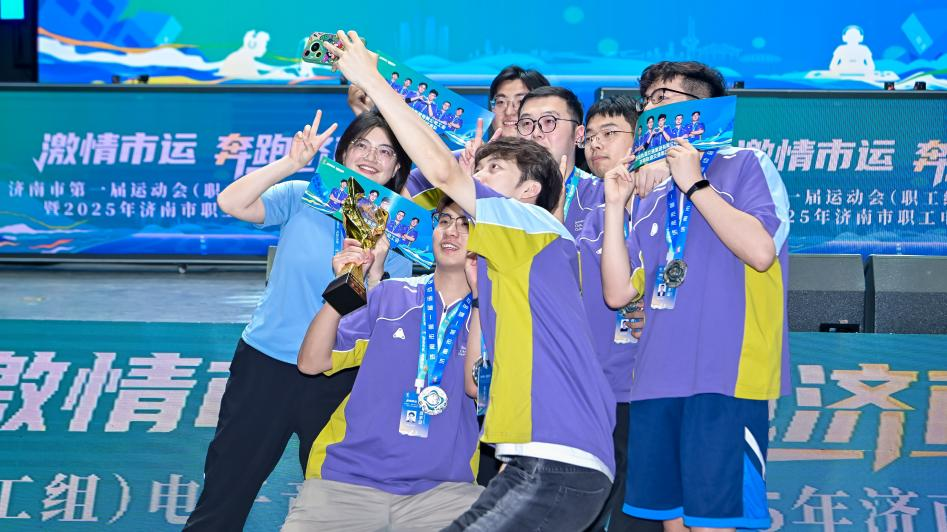 了第二块战 了第二块战